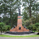 Estatua León Cortés