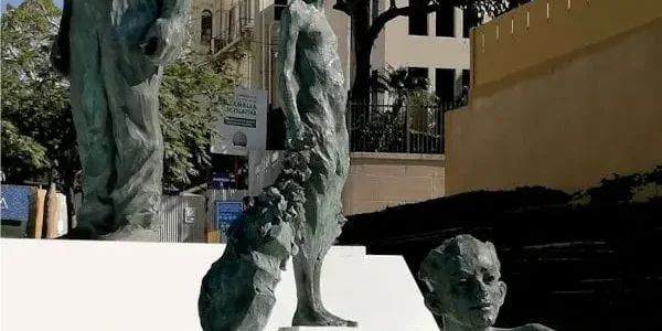 Conjunto escultórico en honor al Expresidente José Figueres Ferrer