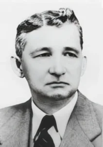 León Cortés Castro
